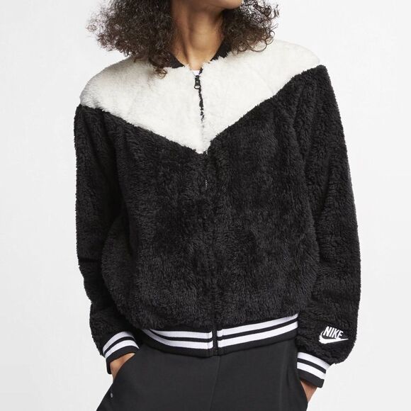 Nike Women's Sportswear Wolf Sherpa Bomber Jacket - Picture 10 of 11